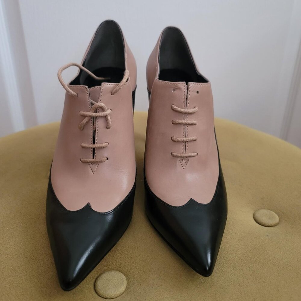 Sigerson Morrison Two-Tone Tuxedo Heels Size 8
